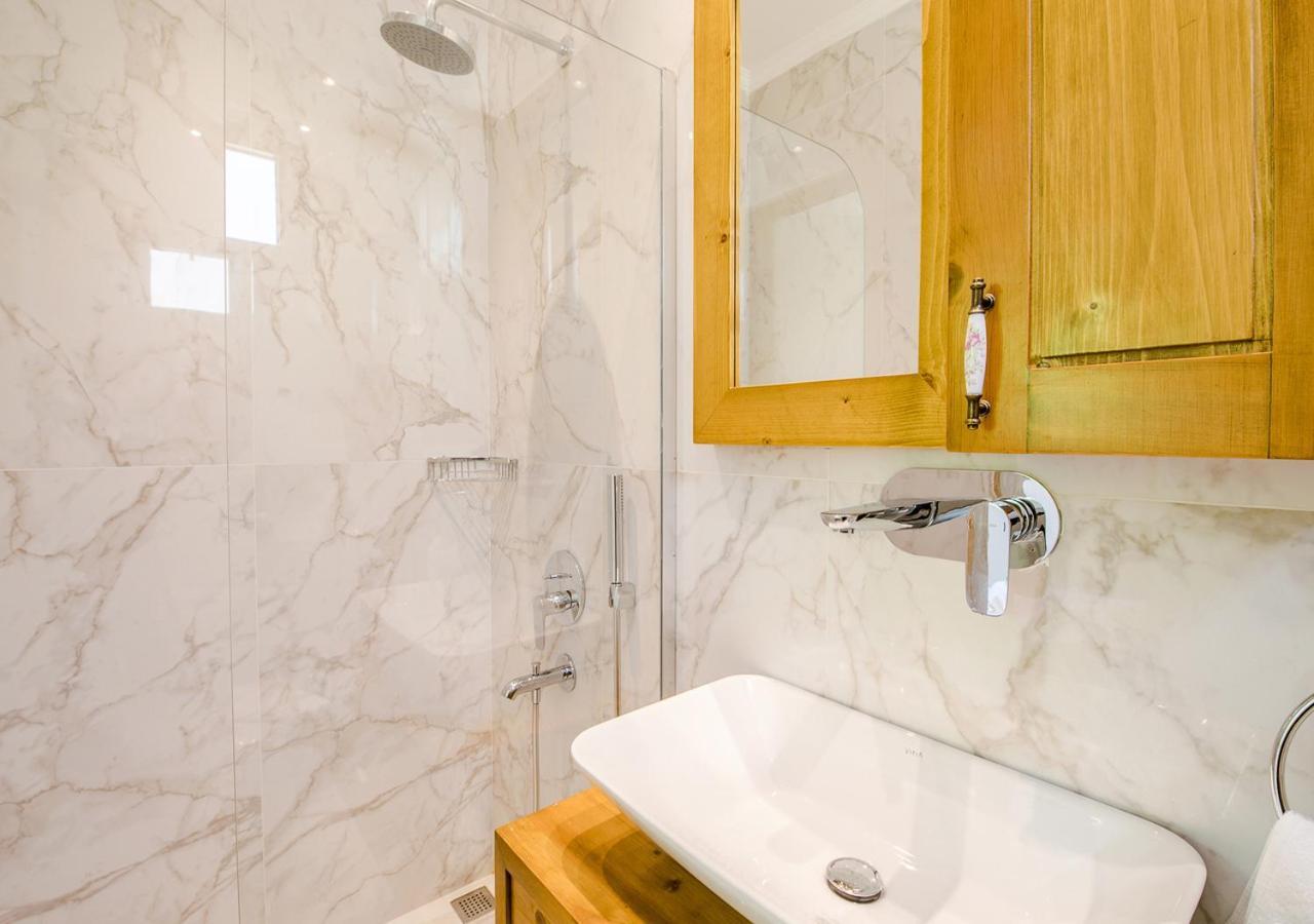 Villa 2 Sleeps 4 Isolated Honeymoon-Villa Sardunya Каш Екстериор снимка
