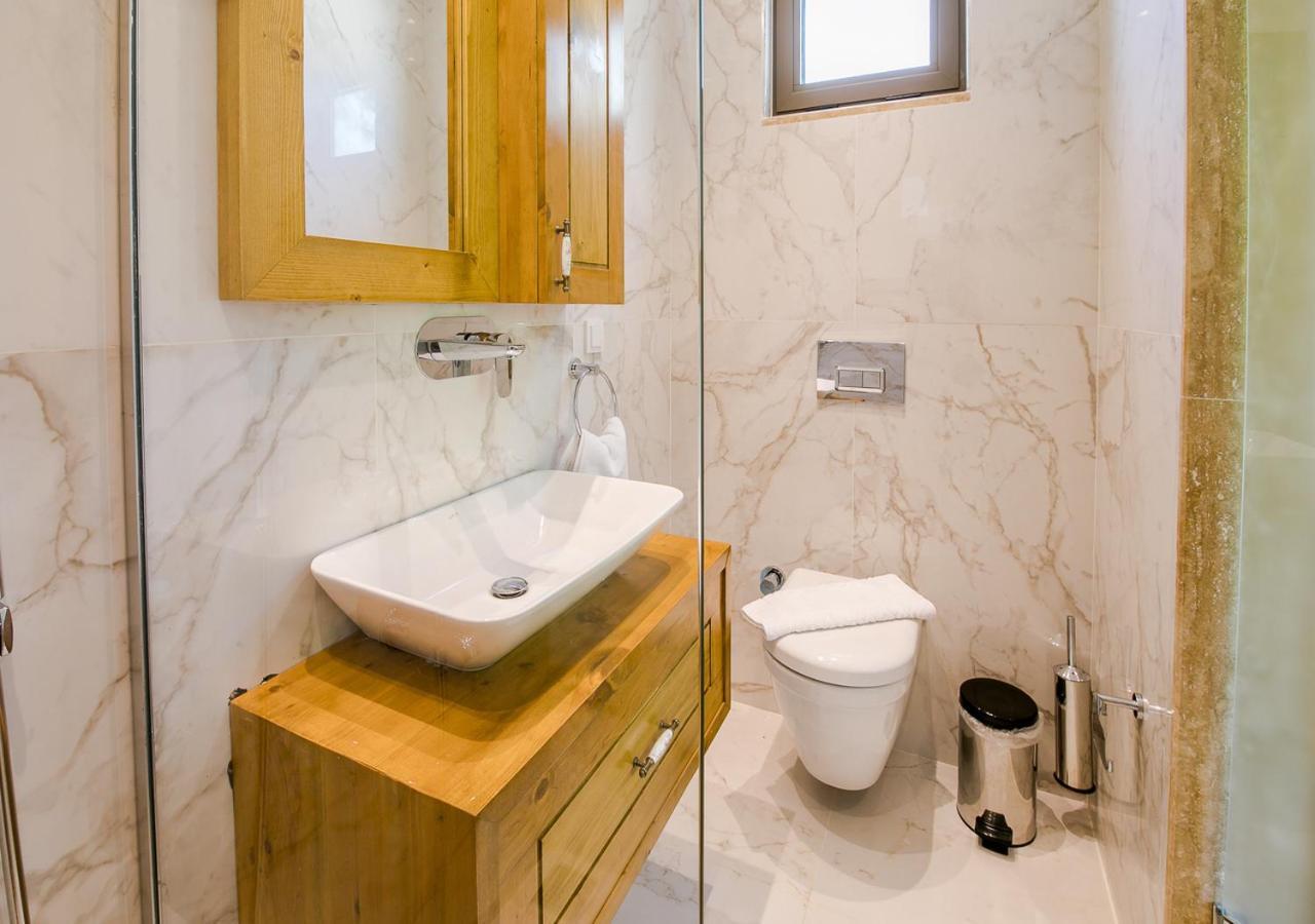 Villa 2 Sleeps 4 Isolated Honeymoon-Villa Sardunya Каш Екстериор снимка