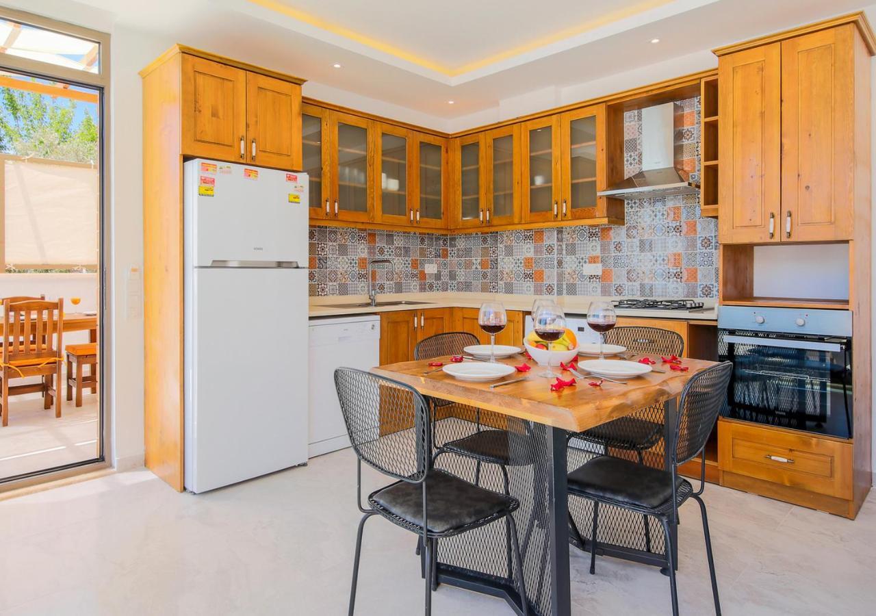 Villa 2 Sleeps 4 Isolated Honeymoon-Villa Sardunya Каш Екстериор снимка